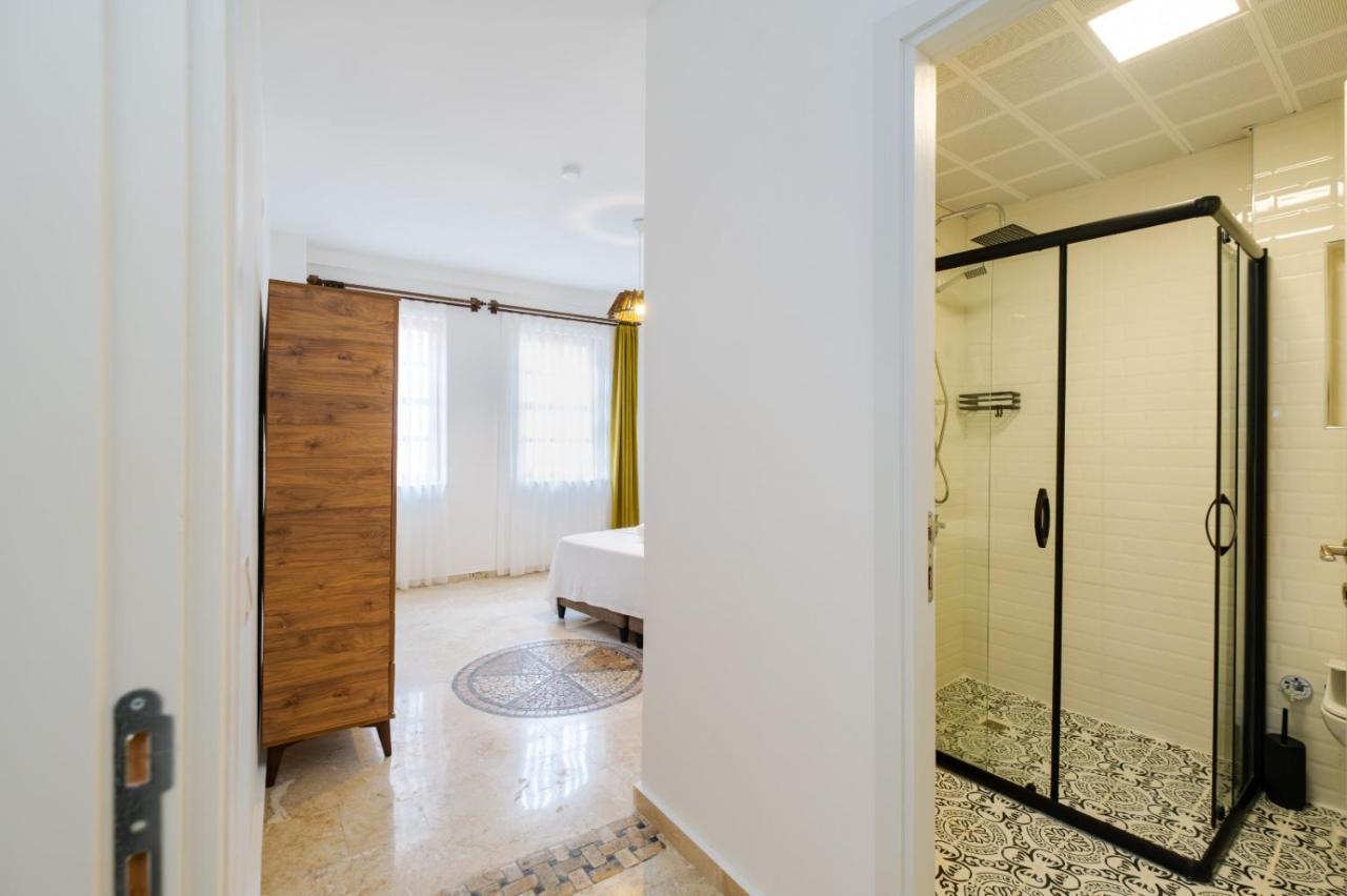 Mel Town Bed & Breakfast Анталия Екстериор снимка